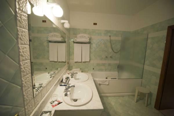 Montegiardino Albergo Diffuso Сан Марино Екстериор снимка